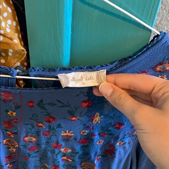 Altard state embroidered blouse - Picture 2 of 3